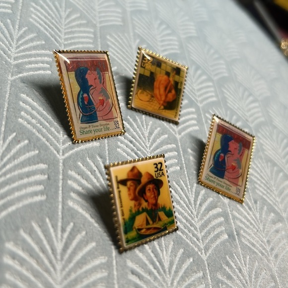 4 vintage collectible stamp brooches - Picture 2 of 11